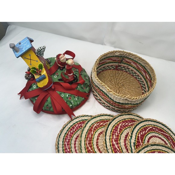 Vintage Wicker Rattan Coasters with Woven Basket Holder 8 Drink Mats Xmas‎ Theme - Picture 4 of 8